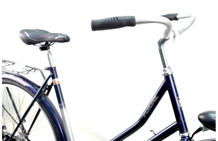 Woman`s bike Batavus Old Dutch