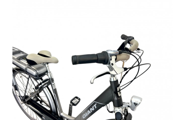 Damesfiets Giant GO 28" 51cm (36V 11400mAh)