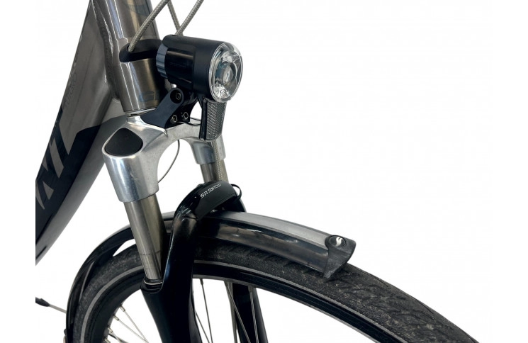 Damesfiets Giant Future w/black/28/al/black/f56