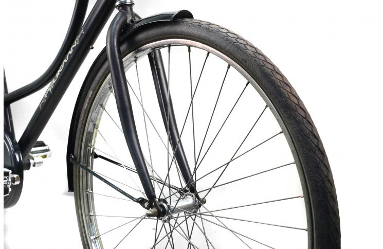 Woman`s Hollandia Student