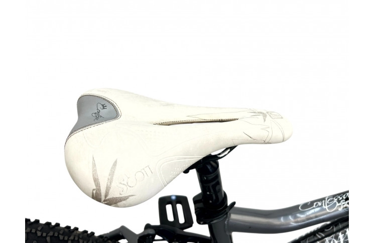 Bicycle Scott Contessa M/zwart-wit/al/26/mount/f43