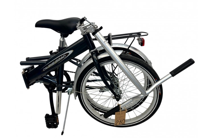 Bicycle On The Road/st/gray/20/f26