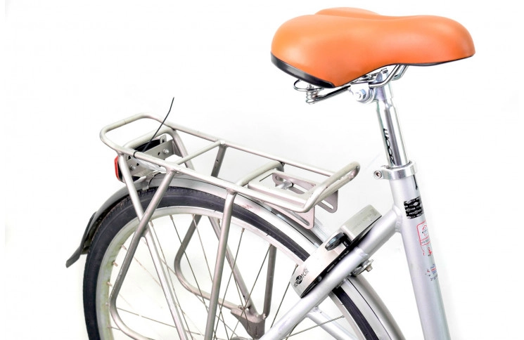 Women's bicycle Giant Brisbane 28" 54 cm silver