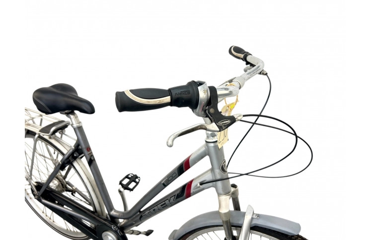 Woman's bicycle Trek Navigator L300 w/grey/al/28/56