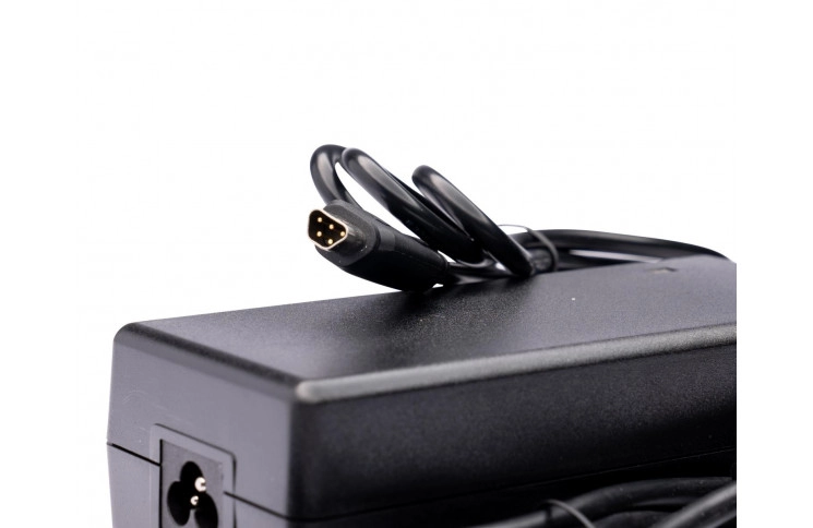 Stella Type 2 acculader van Phylion 36V 2A (trapezium 5-pins)