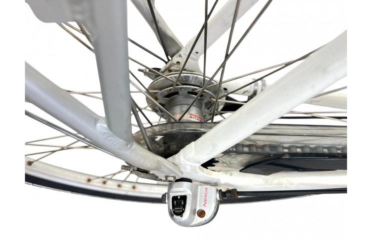 Damesfiets Batavus Diva 28"/56cm/wit