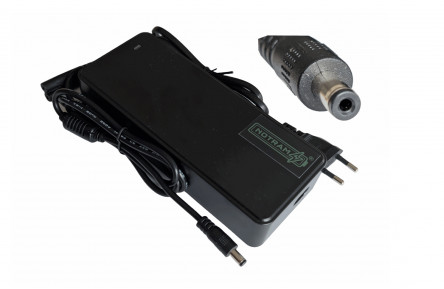 Notram Oplader fietsaccu 42V – 2 Ampere (2-polig) met ronde connector DC 5.5 x 2.1 mm