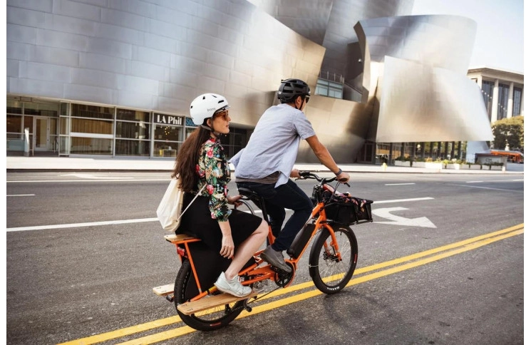 Compact Yuba Kombi E5 Family Edition 24" Oranje 2024