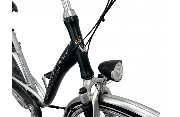 Damesfiets Altra Navigator w/silver/28/al/sity/56