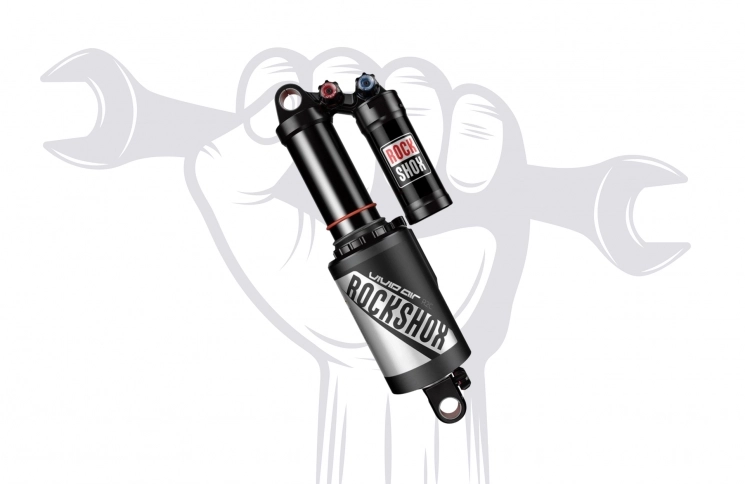 Vervanging van de achterdemper met afstelling op de rijder