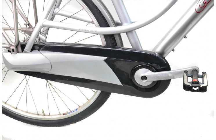 Women's bicycle Giant Brisbane 28" 54 cm silver