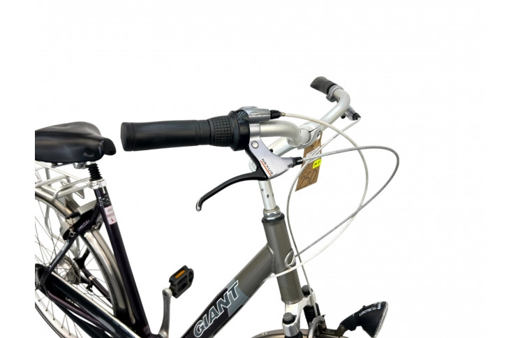 Woman's bicycle Giant w/grey/28/al/sity/56